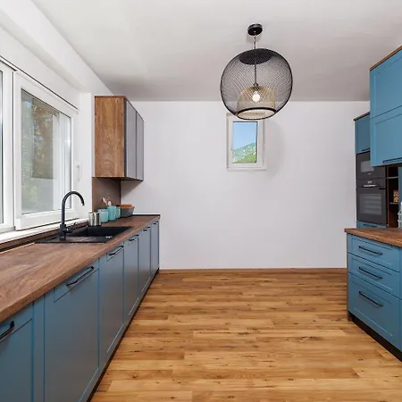 Atemberaubende Mit Whirlpool, Privatpool, Aussendusche, Fitnessraum, Waschmaschine 度假居