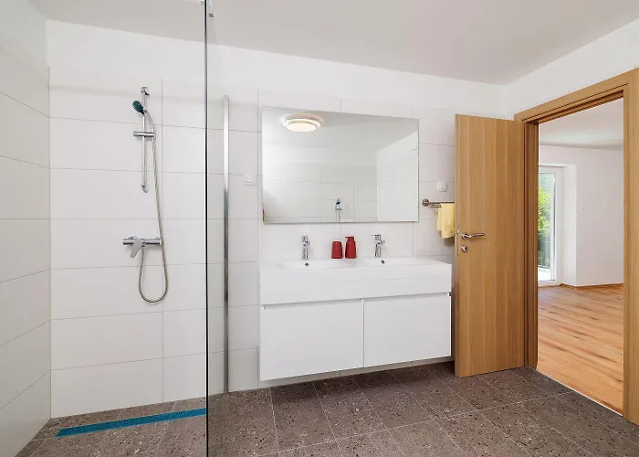 Atemberaubende Mit Whirlpool, Privatpool, Aussendusche, Fitnessraum, Waschmaschine *