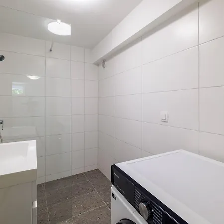 Ferienhaus Atemberaubende Mit Whirlpool, Privatpool, Aussendusche, Fitnessraum, Waschmaschine *