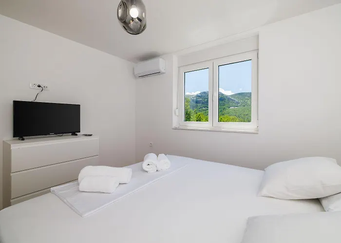 Atemberaubende Mit Whirlpool, Privatpool, Aussendusche, Fitnessraum, Waschmaschine Casa vacanze